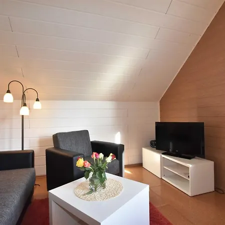 Ferienwohnungen Kleckerburg mit Meerblick OFC 05 Kägsdorf Exterior foto