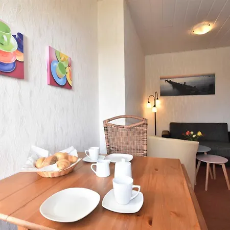 Ferienwohnungen Kleckerburg mit Meerblick OFC 05 Kägsdorf Exterior foto