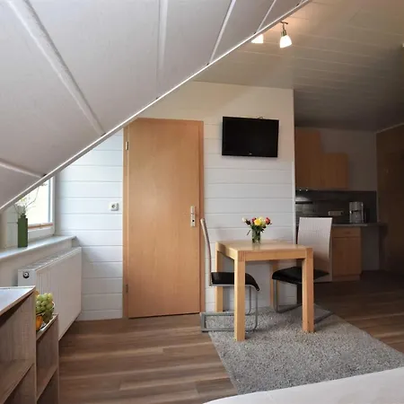 Ferienwohnungen Kleckerburg mit Meerblick OFC 05 Kägsdorf Exterior foto