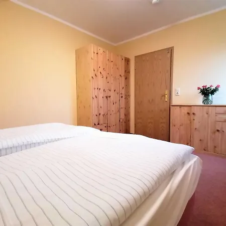 Ferienwohnungen Kleckerburg mit Meerblick OFC 05 Kägsdorf Exterior foto